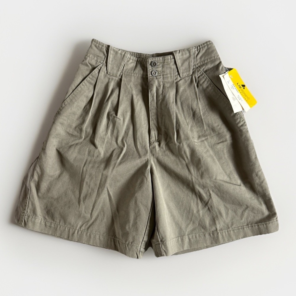 Liz Sport Deadstock 90s Pleated Bermuda Shorts 2P XS 23 Waist Olive Green Safari